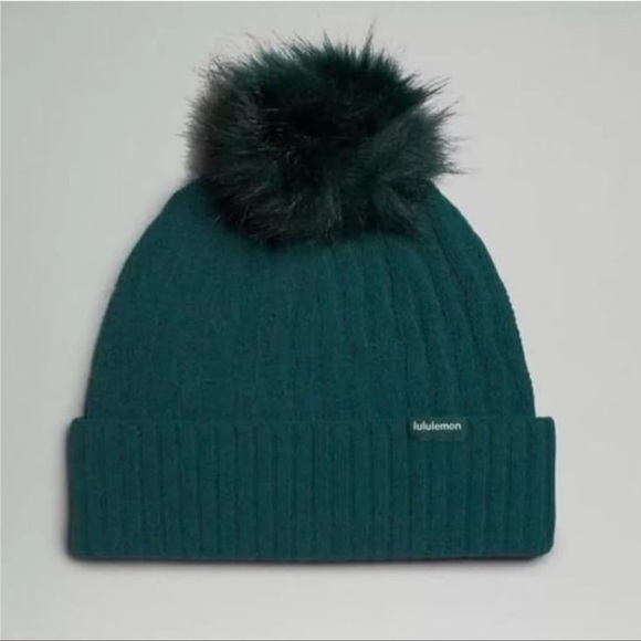 lululemon athletica Accessories - Lululemon Cable Knit Pom Beanie Hat Winter Hat Storm Teal NWT